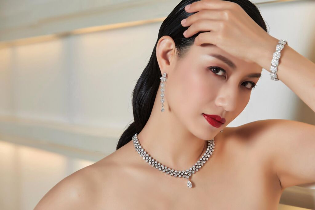 Expert Tips For Timeless Elegance For High-end Jewellery